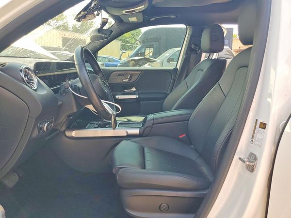 2024 MERCEDES-BENZ GLB GLB250