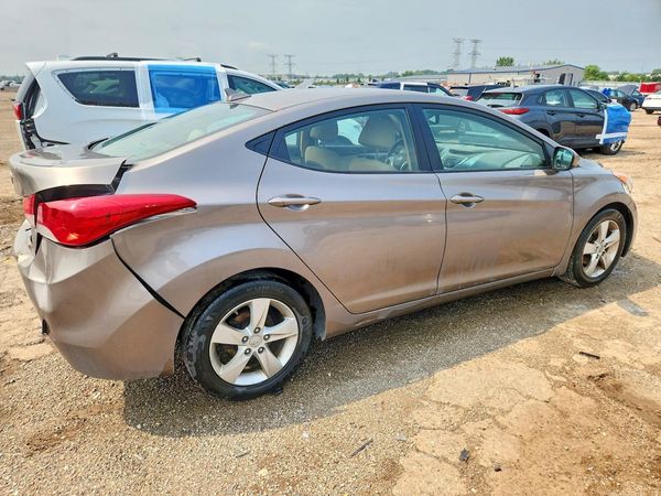2012 HYUNDAI ELANTRA GLS(Middle grade)