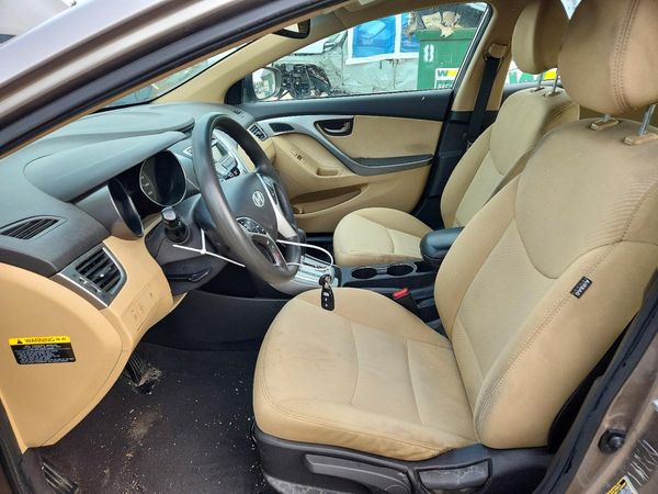 2012 HYUNDAI ELANTRA GLS(Middle grade)