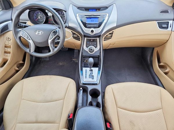 2012 HYUNDAI ELANTRA GLS(Middle grade)