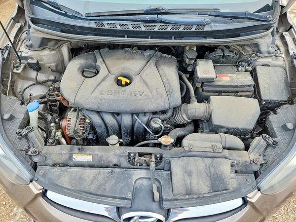 2012 HYUNDAI ELANTRA GLS(Middle grade)