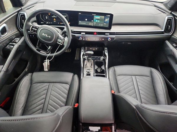 2024 KIA SORENTO