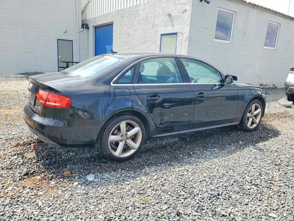 2012 AUDI A4 quattro Premium Plus