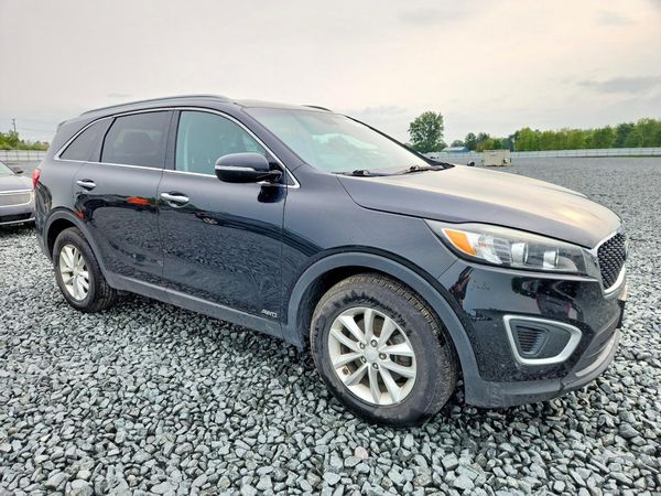 2017 KIA SORENTO L, LX