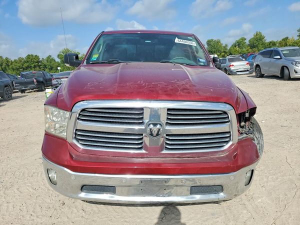 2015 RAM 1500 SLT CREW CAB 4X2
