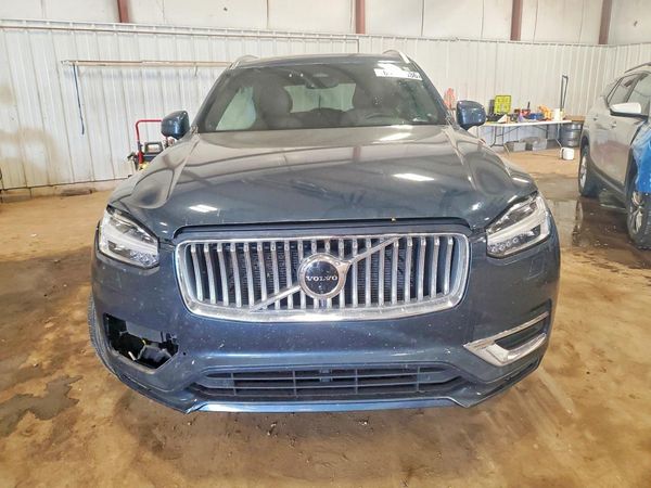 2023 VOLVO XC90 Plus Bright