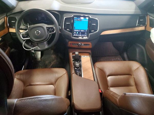 2023 VOLVO XC90 Plus Bright