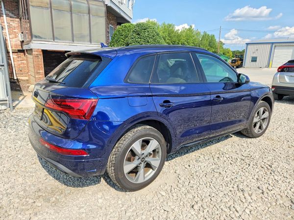 2024 AUDI Q5 quattro Premium Plus