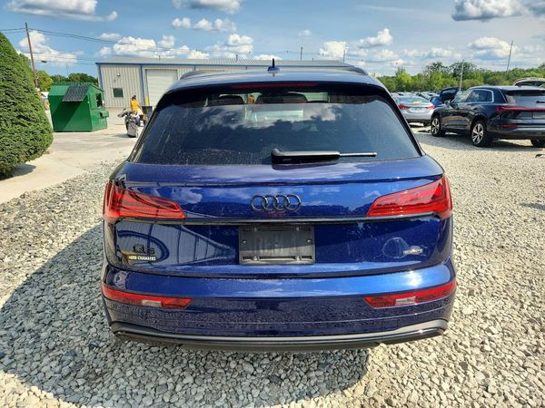 2024 AUDI Q5 quattro Premium Plus