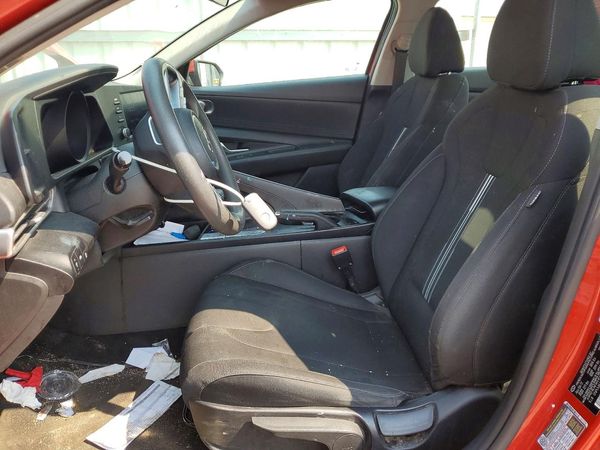 2021 HYUNDAI ELANTRA