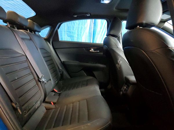 2022 KIA FORTE GT Line