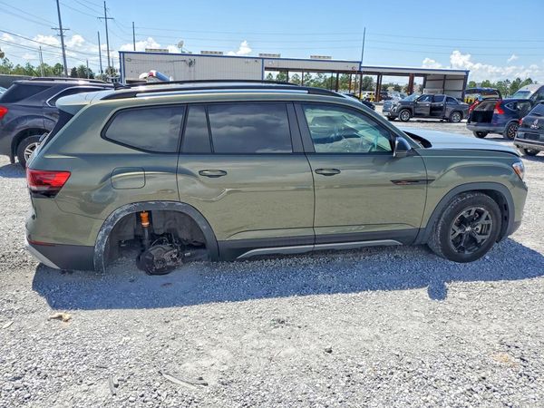 2025 VOLKSWAGEN ATLAS 4Motion Peak Edition SE
