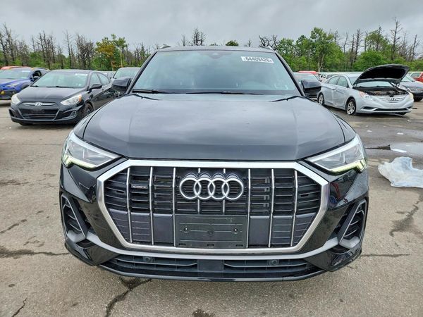 2025 AUDI Q3
