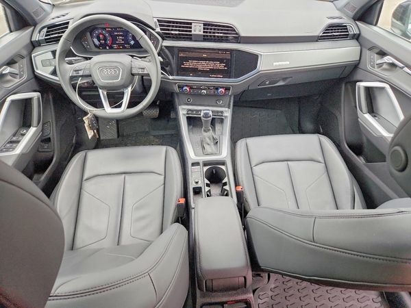 2025 AUDI Q3