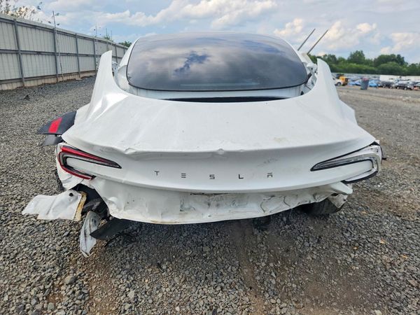 2025 TESLA MODEL 3 — DIRR