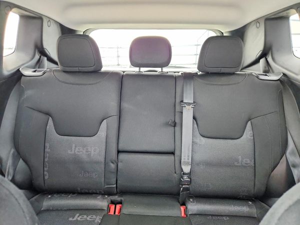 2015 JEEP RENEGADE LATITUDE 4X4