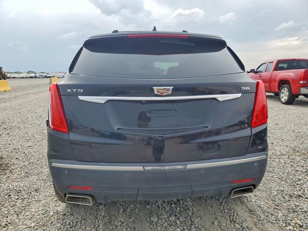 2017 CADILLAC XT5 Premium Luxury