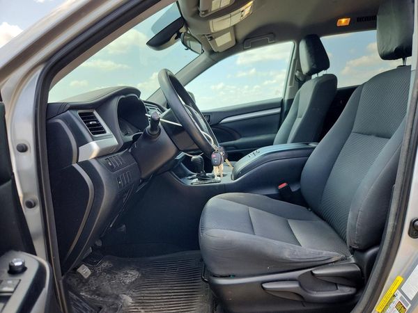 2018 TOYOTA HIGHLANDER LE/LE Plus