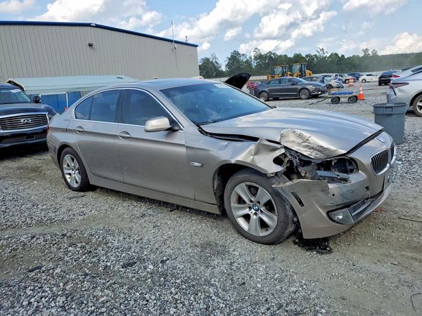 2013 BMW 528
