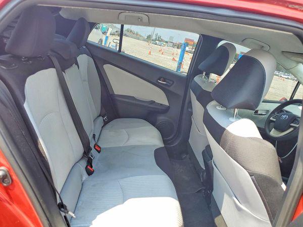 2017 TOYOTA PRIUS