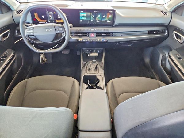 2026 KIA K4 LX, LXS