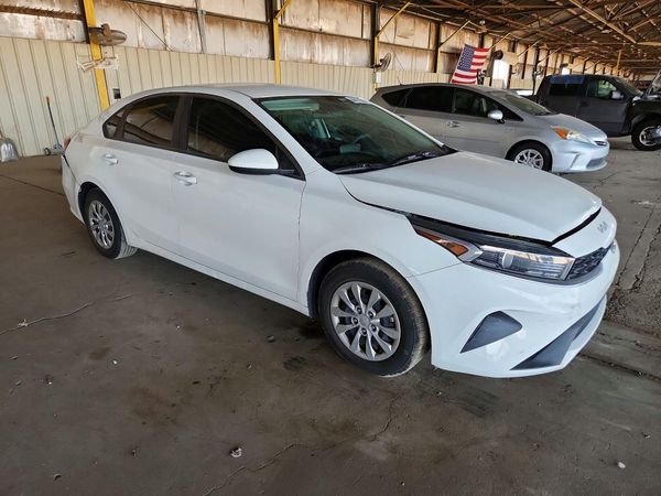 2022 KIA FORTE FE, LXS