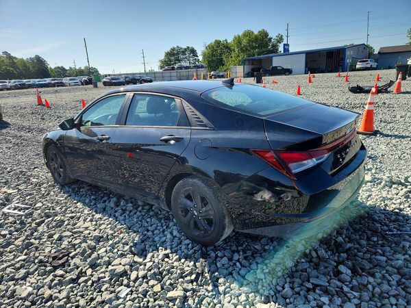 2021 HYUNDAI ELANTRA SEL w/ Convenience Pkg