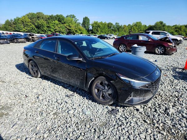 2021 HYUNDAI ELANTRA SEL w/ Convenience Pkg