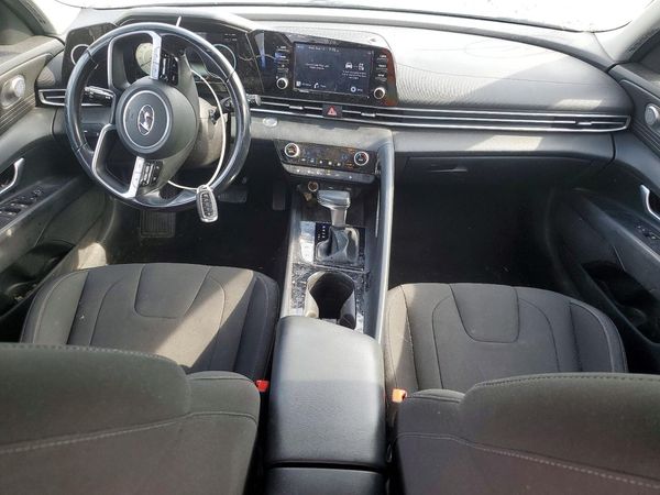 2021 HYUNDAI ELANTRA SEL w/ Convenience Pkg