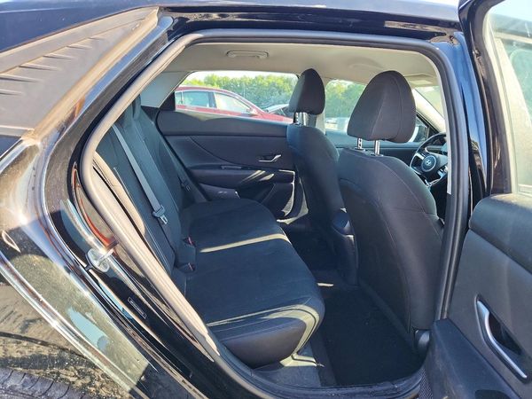 2021 HYUNDAI ELANTRA SEL w/ Convenience Pkg