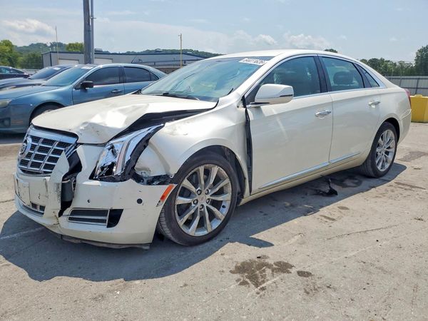 2015 CADILLAC XTS