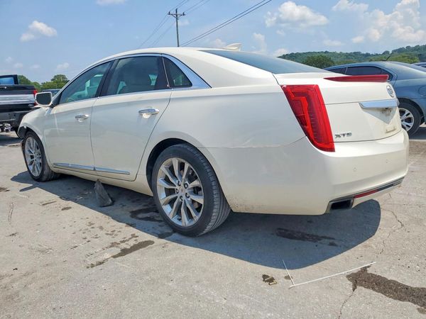2015 CADILLAC XTS Luxury