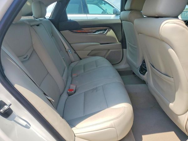 2015 CADILLAC XTS Luxury