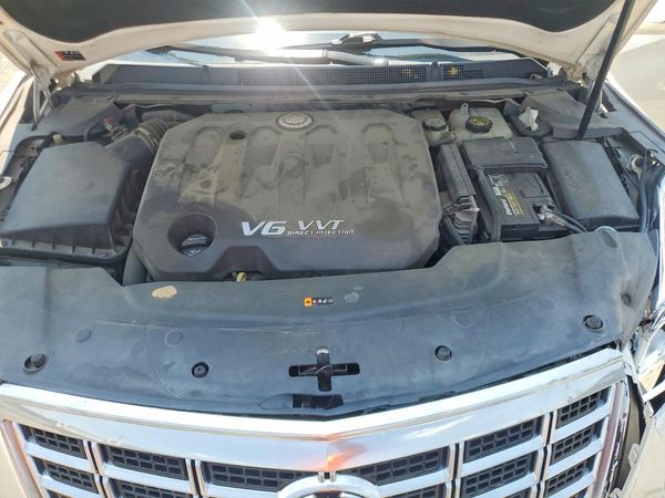 2015 CADILLAC XTS Luxury
