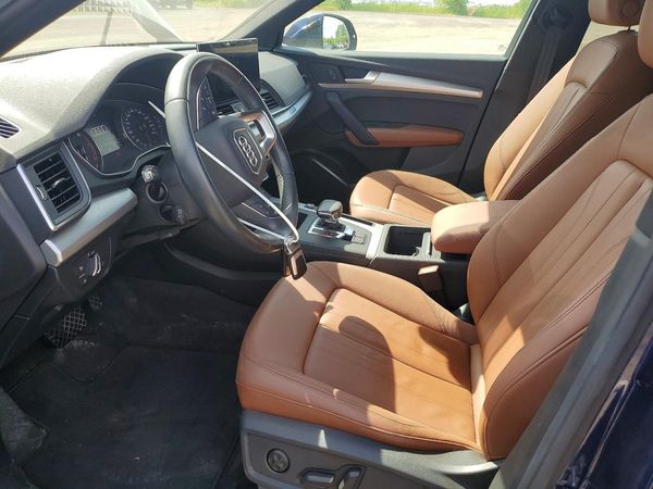 2023 AUDI Q5 quattro Premium