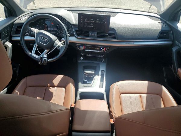 2023 AUDI Q5 quattro Premium