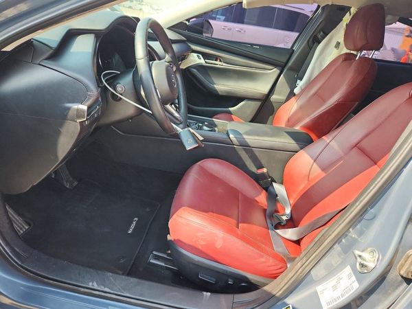 2023 MAZDA 3 Preferred Package