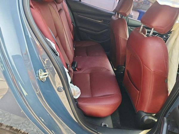 2023 MAZDA 3 Preferred Package
