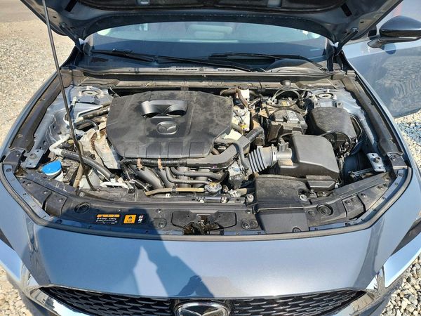 2023 MAZDA 3 Preferred Package