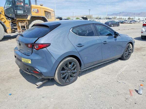 2023 MAZDA 3 Preferred Package