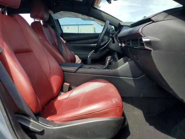 2023 MAZDA 3 Preferred Package