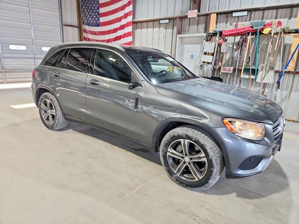 2016 MERCEDES-BENZ GLC GLC300 Base-4M