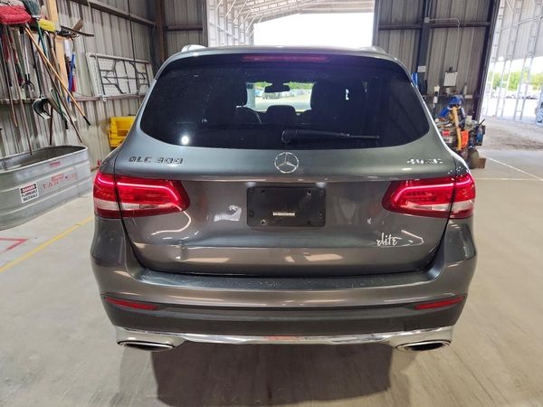 2016 MERCEDES-BENZ GLC GLC300 Base-4M