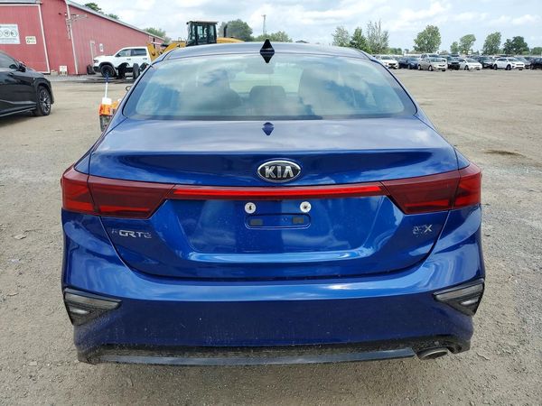 2021 KIA FORTE EX