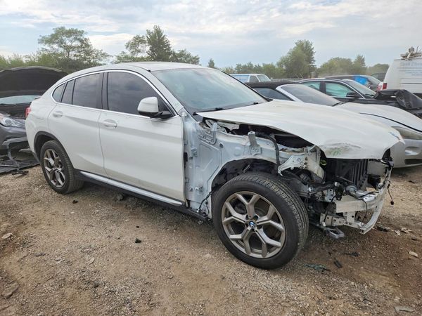 2022 BMW X4 xDrive30i