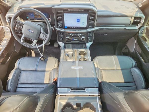 2024 FORD F150