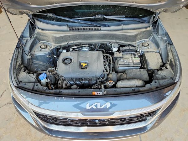 2022 KIA SELTOS EX