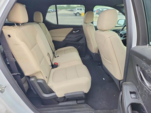 2024 CHEVROLET TRAVERSE LS