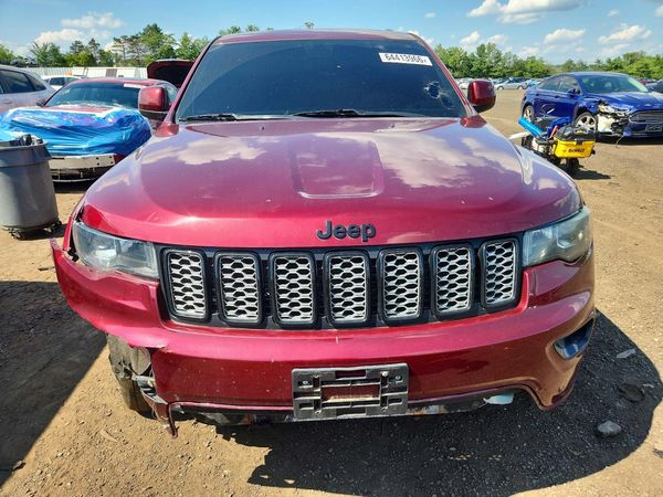 2017 JEEP GRAND CHEROKEE LAREDO 4X4