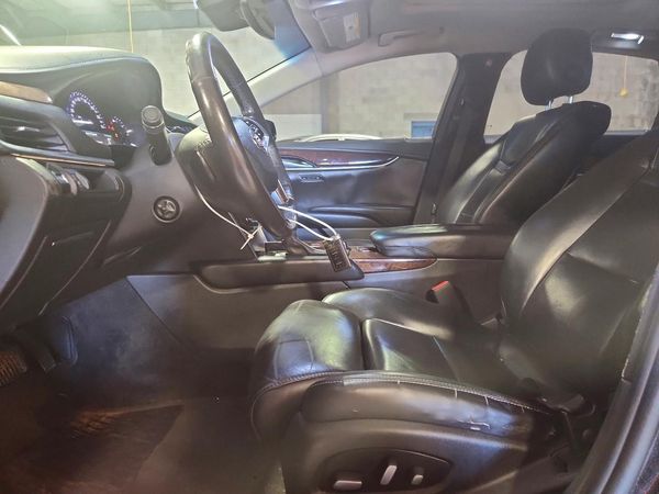 2014 CADILLAC XTS Luxury